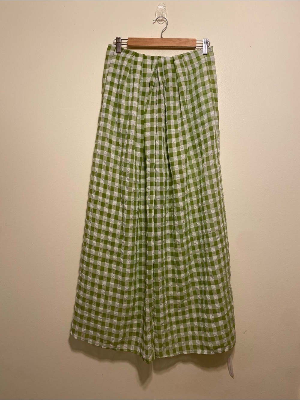 Lisa Says Gah Green and White Gingham Wide Leg Pants. Size M . New